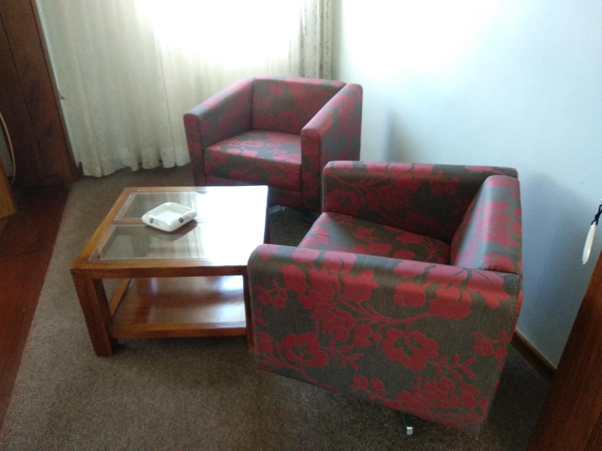 Hotel Crown Melo Dış mekan fotoğraf