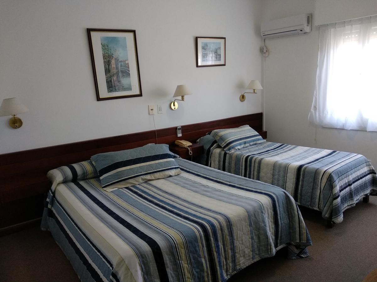 Hotel Crown Melo Dış mekan fotoğraf
