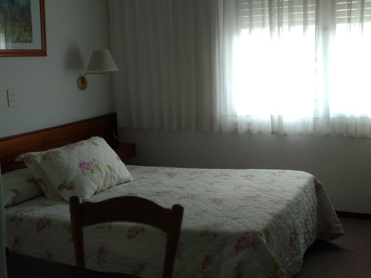 Hotel Crown Melo Dış mekan fotoğraf