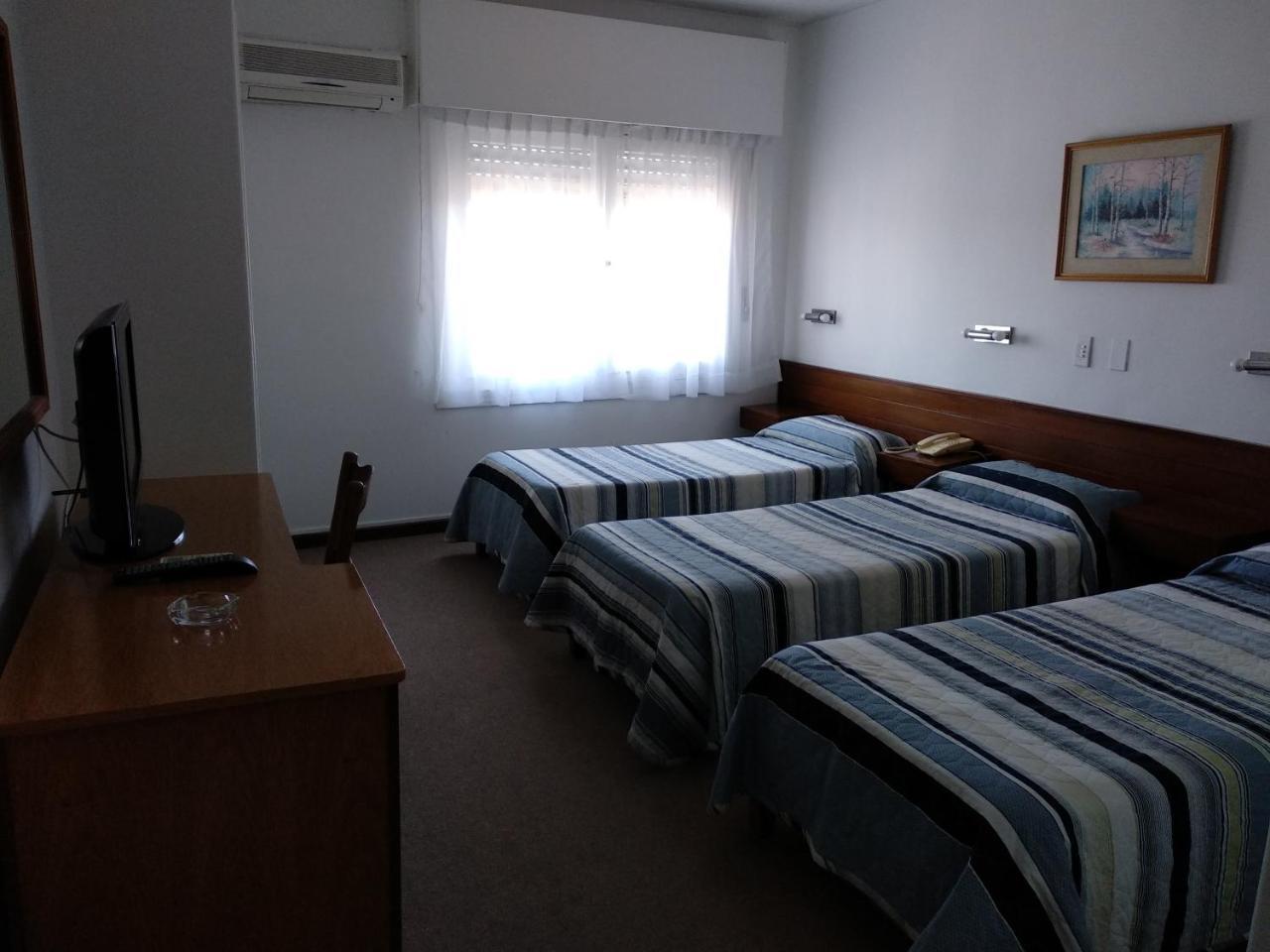 Hotel Crown Melo Dış mekan fotoğraf